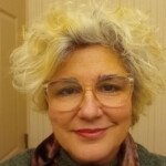 Social Worker Kimberly Mack Brings Her Knowledge of “Cognitive Wellness” to a Community of Seniors and Helps People Find New Insights